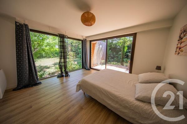 Maison à vendre  8 pièces - 189,82 m2 ST MEDARD EN JALLES - 33