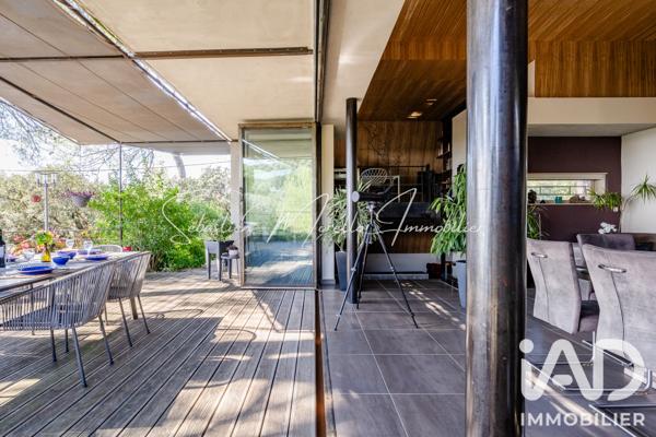 Maison (prestige) à vendre 7 pièces 225 m² Nîmes