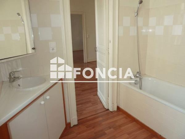 Location Appartement 3 pièces 80.59 m² - 143 BD CARNOT/38 RUE DES AMBANS Agen 47000