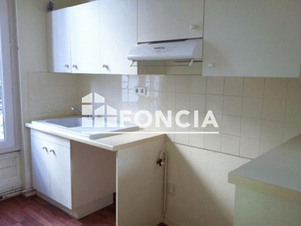 Location Appartement 3 pièces 80.59 m² - 143 BD CARNOT/38 RUE DES AMBANS Agen 47000