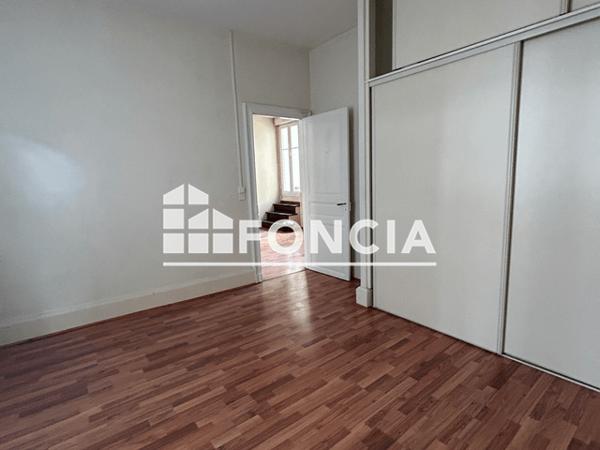 Location Appartement 3 pièces 80.59 m² - 143 BD CARNOT/38 RUE DES AMBANS Agen 47000