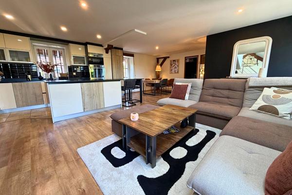 Appartement duplex 5 pièces à Linas -Jardin privé et petite copropriété à Linas