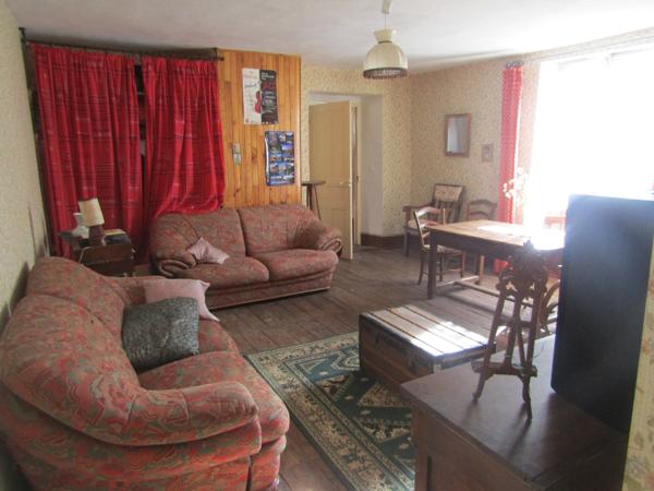 04400 BARCELONNETTE FERME ANCIENNE A RENOVER