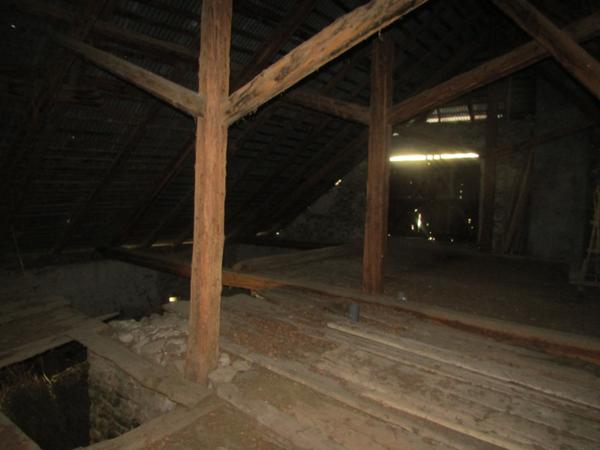 04400 BARCELONNETTE FERME ANCIENNE A RENOVER