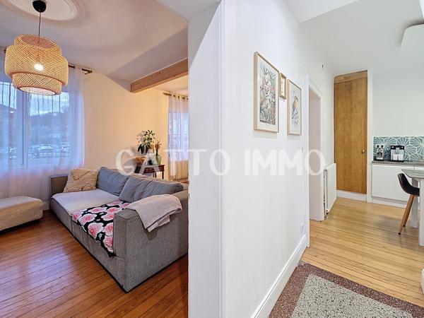 Saint-Julien-lès-Metz (57070) SOUS OFFRE // Maison rénovée 140m2 // 4 chambres // Jardin // Terrasse // sous-sol // DPE C