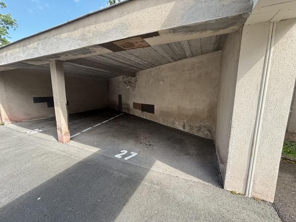 Parking - Carrefour Europe