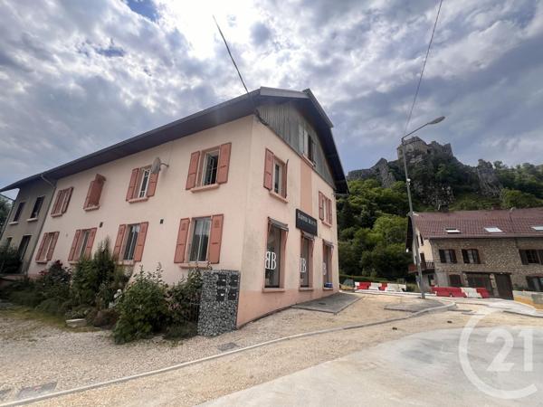 Appartement F5 à vendre  5 pièces - 127,71 m2 LA CLUSE ET MIJOUX - 25