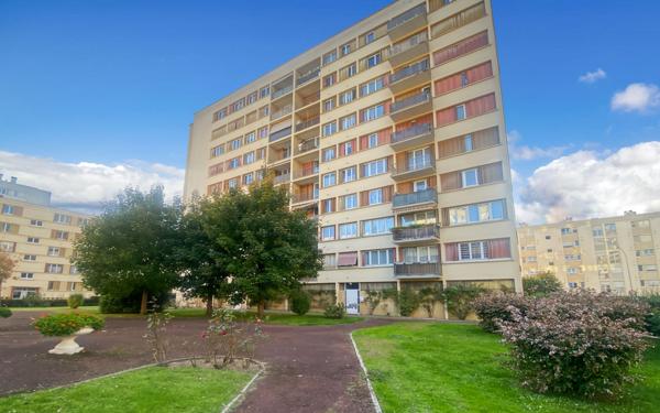 Appartement à vendre    4 pièces • 72 m2 Montargis