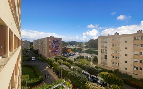 Appartement à vendre    4 pièces • 72 m2 Montargis