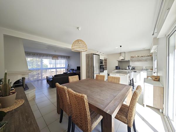 Maison à PLOERMEL, 56800 - 7 pièces 157m²