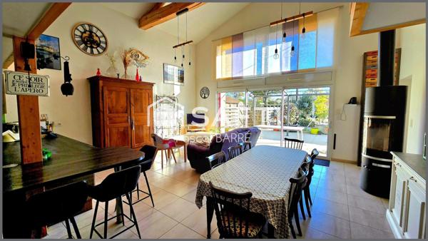 Propriété rénovée avec studio et maison à rénover