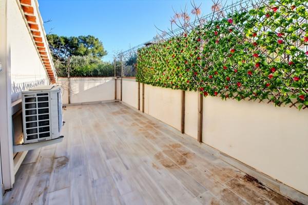 Carqueiranne, beaucoup de charme pour cette maison proche centre et port !