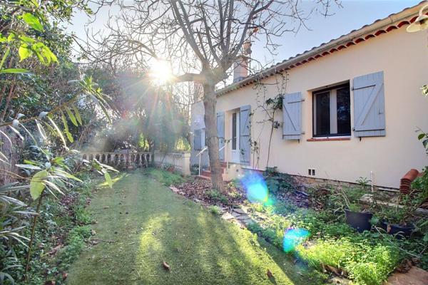 Carqueiranne, beaucoup de charme pour cette maison proche centre et port !