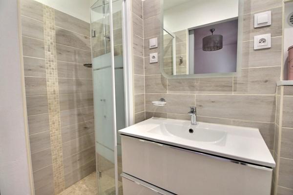 Carqueiranne, beaucoup de charme pour cette maison proche centre et port !