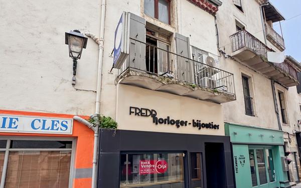 Immeuble à vendre    2 pièces •  Aubenas