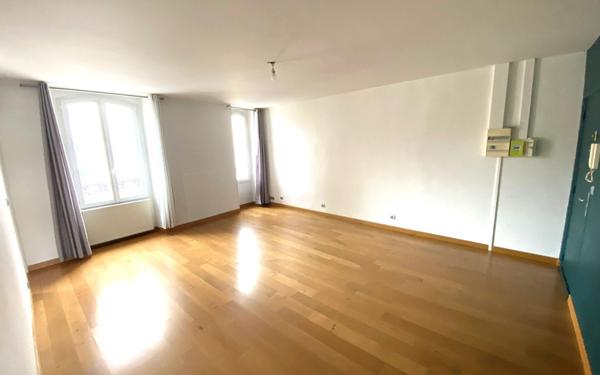 Appartement à vendre    3 pièces • 64 m2 Reims