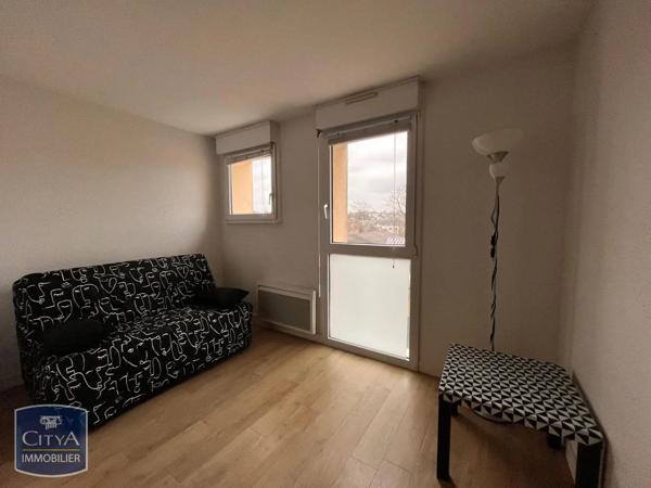 Appartement à louer 1 pièce 21.69m² Laval (53000)