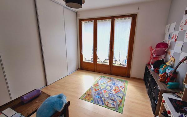 Maison à vendre    5 pièces • 150 m2 Ferrières-en-Gâtinais