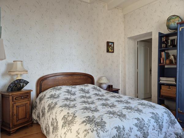 Maison familiale en plein centre de Mansle