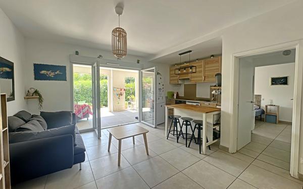 Appartement à vendre    3 pièces • 59,20 m2 Marseille 8