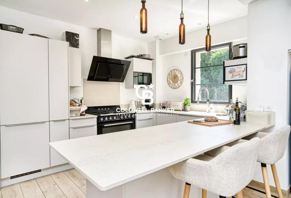 Propriété 5 pièces à vendre Gassin - 83580 / Réf: 394V2447M