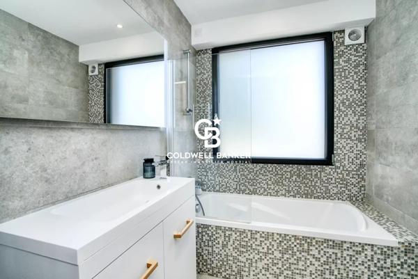 Propriété 5 pièces à vendre Gassin - 83580 / Réf: 394V2447M