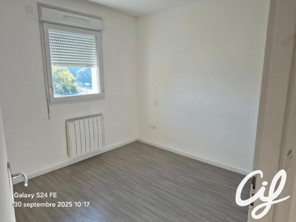 Appartement T3 Z.A.D., Z.I. Nord - 66.25 m2  155 000 Euros