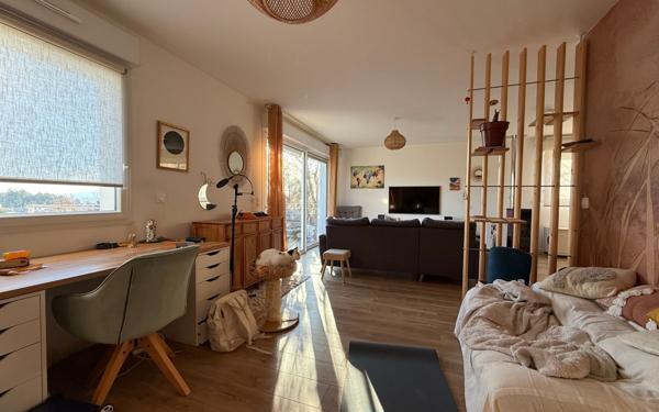 Maison à vendre    3 pièces •  Joyeuse