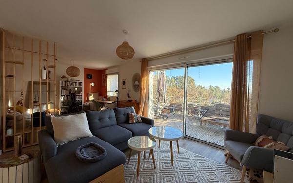 Maison à vendre    3 pièces •  Joyeuse