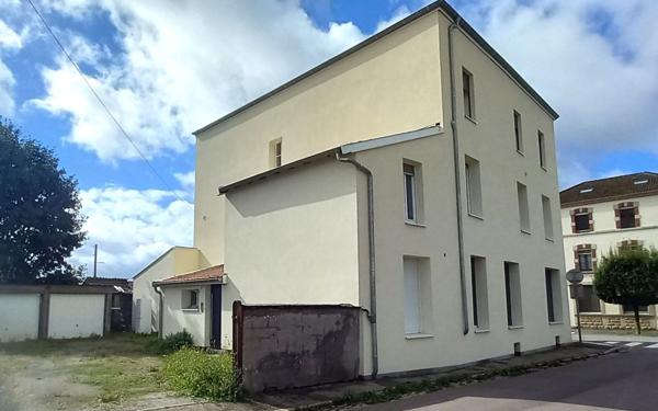 Immeuble à vendre    2 pièces •  Mont-Bonvillers
