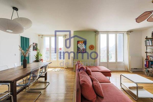 Appartement 4 pièces                                        - 38000 Grenoble Réf : 21658-IMMODEFRANCE69