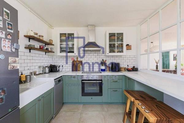 Appartement 4 pièces                                        - 38000 Grenoble Réf : 21658-IMMODEFRANCE69