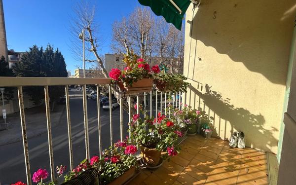 Appartement à vendre    4 pièces • 75 m2 Marseille 9