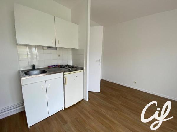 Appartement T1 NANTES Université - 19.39 m2  465 Euros