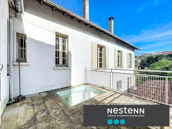 Immeuble avec fort potentiel Villeneuve Sur Lot 10 pièce(s)