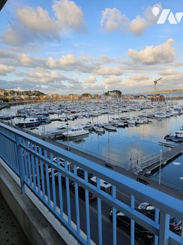 Appartement vue imprenable sur le Port