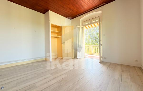 Maison de 211 m²