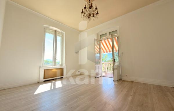 Maison de 211 m²