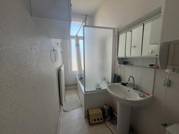 Maison à vendre 96 624 € Montluçon 6 p 134 m² DPE E