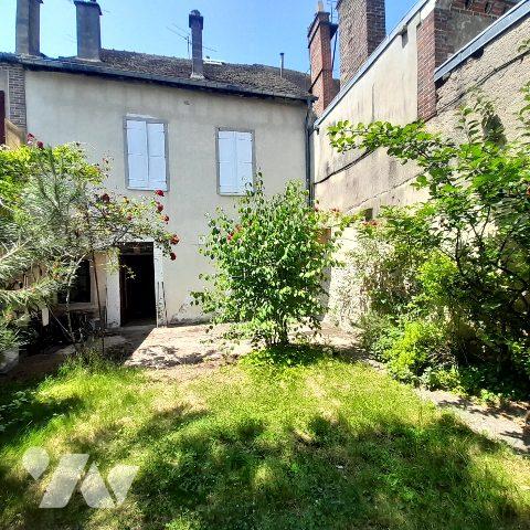Maison de ville de charme et de caractère