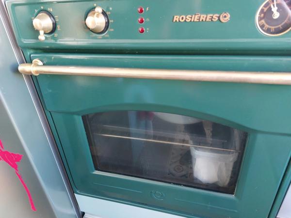 VILLA PLAIN PIED D'ARCHITECTE DE 2014 AVEC PISCINE + POOL HOUSE +2 GARAGES 2 PORTES SUR TERRAIN CLOS