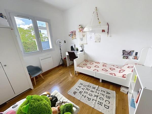 Maison 410 000 € Parempuyre 6 p 125 m² DPE C