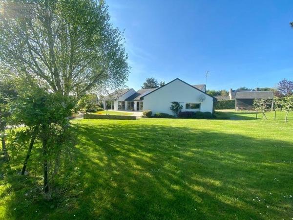 Maison à vendre à Plouha dans les Côtes-d'Armor (22580), ref : MAIS-111