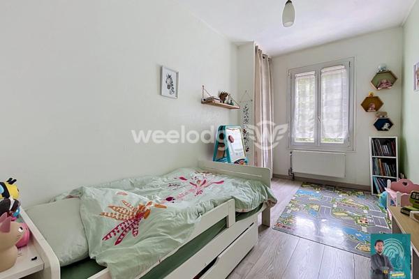 Maison à vendre 4 pièces de 80 m² à Jouy-le-Moutier