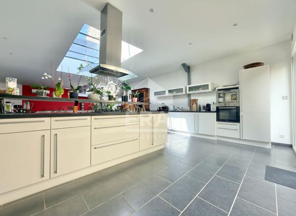 Maison Villeurbanne 4 pièce(s) 160 m2