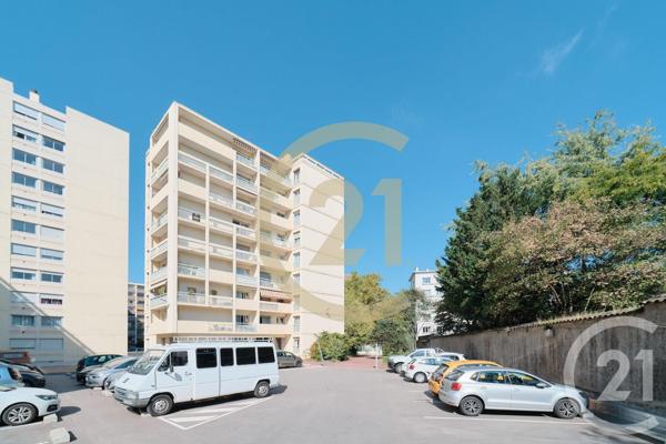 Appartement T3 à vendre  3 pièces - 84,79 m2 LYON - 69008