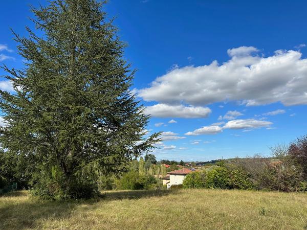 Dpt Gers (32), à vendre AUCH, terrain de 2 497,00 m²