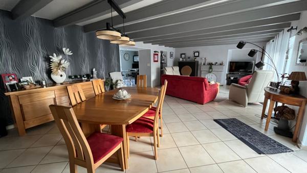 Ensemble immobilier BAUD 9 pièce(s) 160 m2