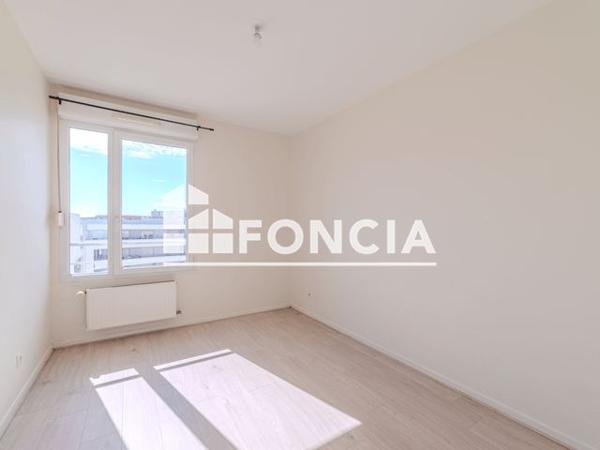 À vendre Appartement 4 pièces 85.69 m² - Lyon 69007