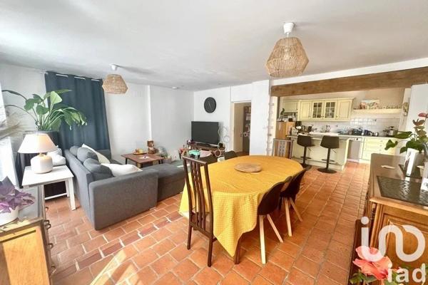 Maison 5 pièces de 85 m² à Cosne-Cours-sur-Loire (58200)